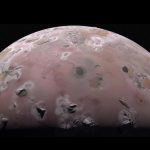 Juno mide la temperatura de Io, la ardiente luna de Júpiter